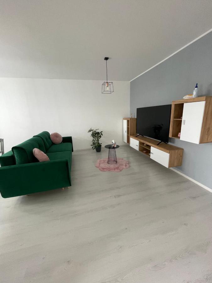 Apartament Bella Lägenhet Târgu-Mureş Exteriör bild