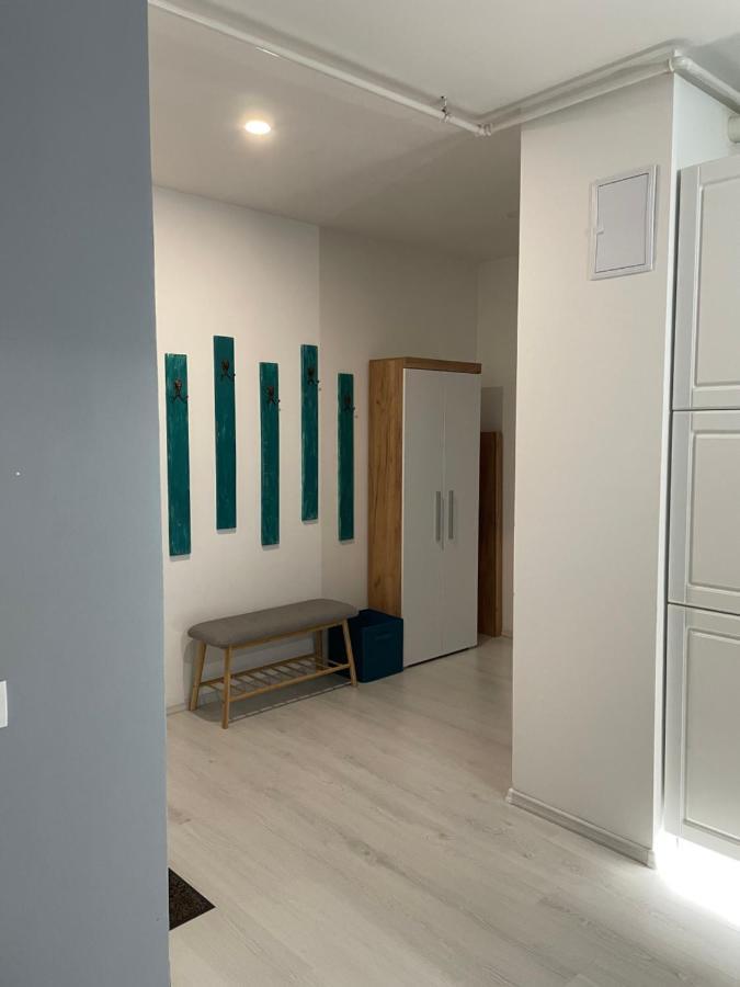 Apartament Bella Lägenhet Târgu-Mureş Exteriör bild